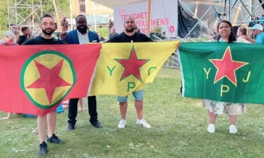 Σουηδοί βουλευτές φωτογραφίζονται με τη σημαία των Κούρδων του PKK!